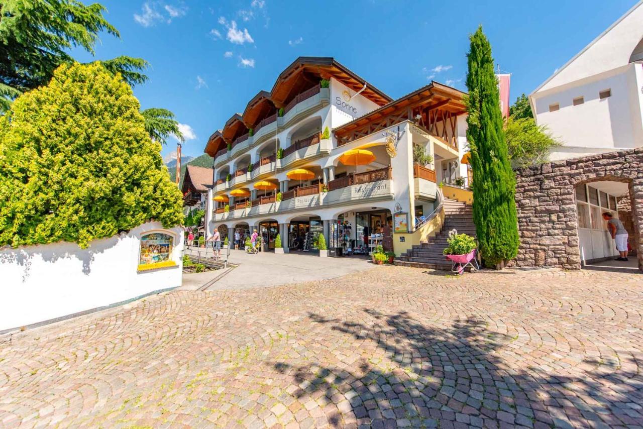 Small Hotel Sonne Tirolo Esterno foto