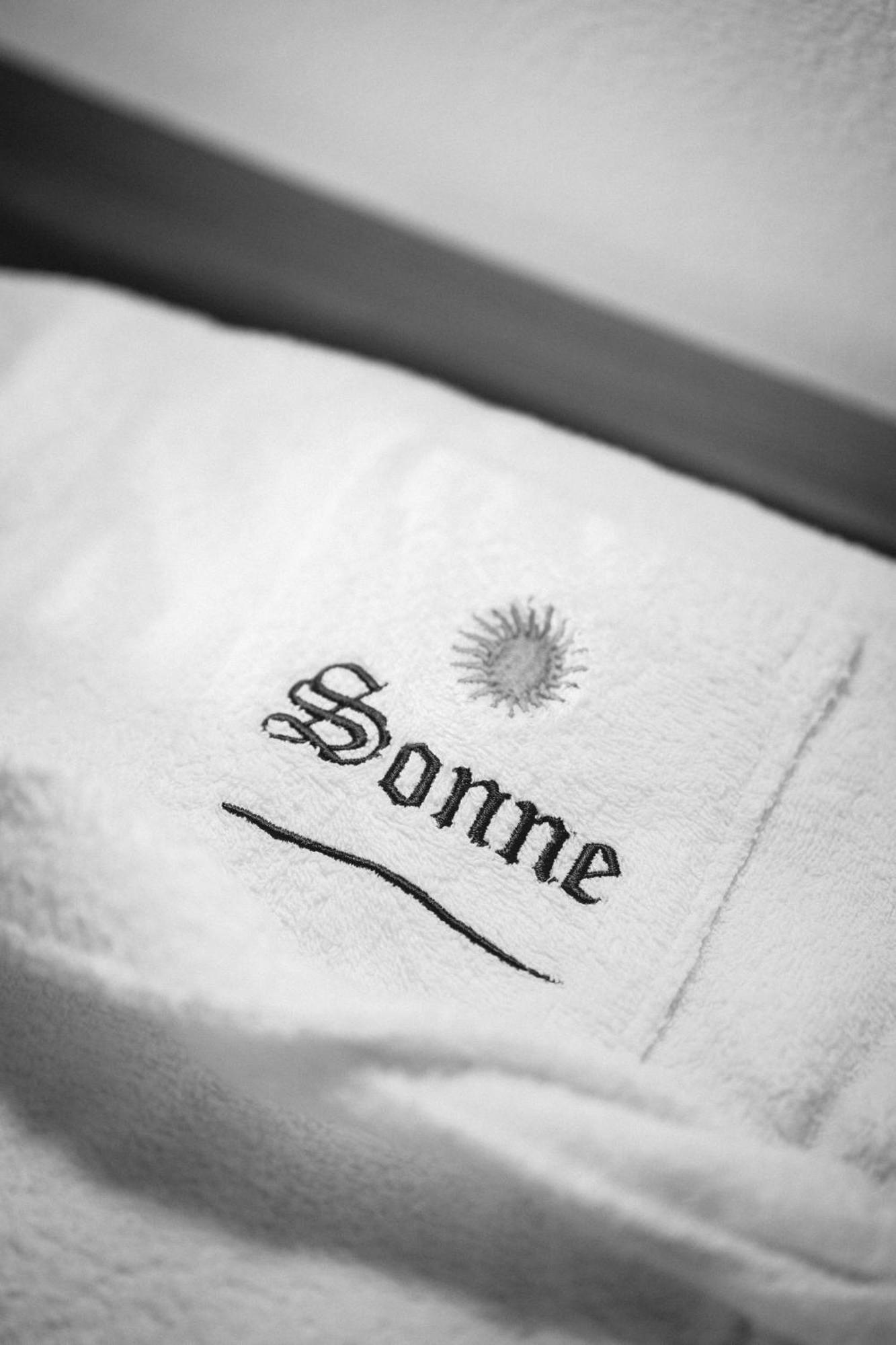 Small Hotel Sonne Tirolo Esterno foto